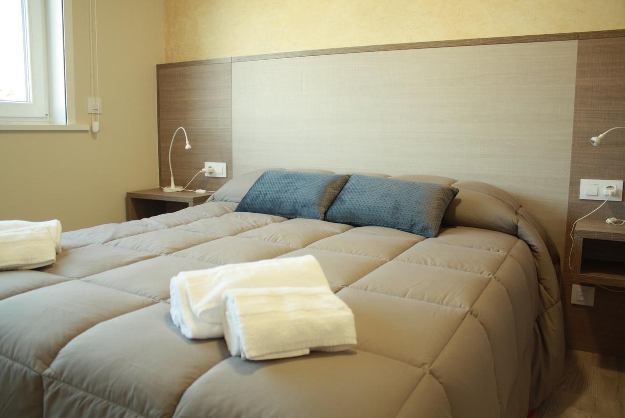 Hostal Oregar 호텔 산티아고데콤포스텔라 외부 사진